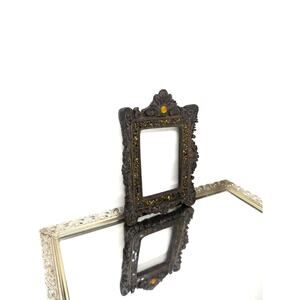 Vintage Art nouveau ornate bronze frame with crackle glass